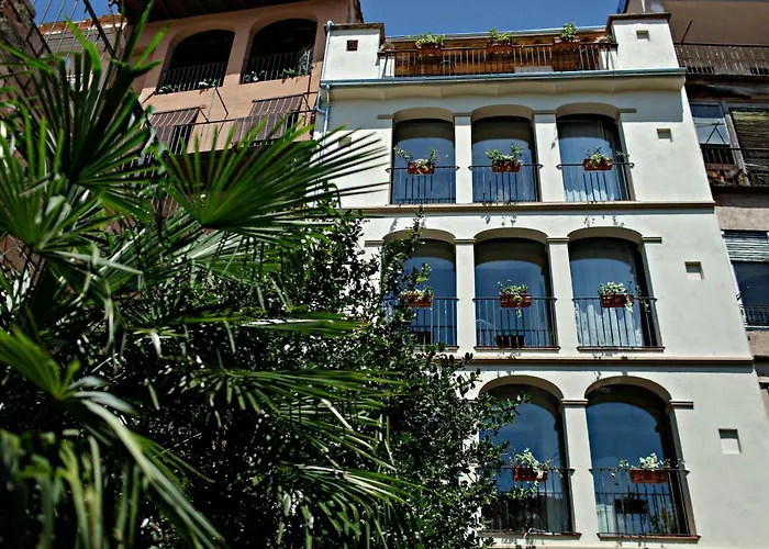 El Jardinet De Sant Esteve Olot